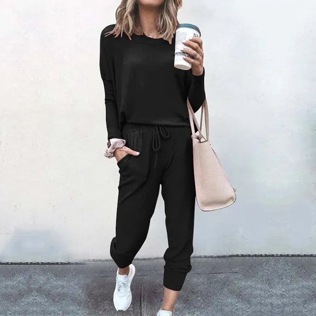 Loungewear Set | Relaxed Fit Joggers and Long Sleeve Top