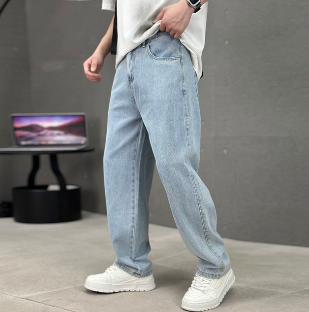 Men's Straight Leg Denim Jeans