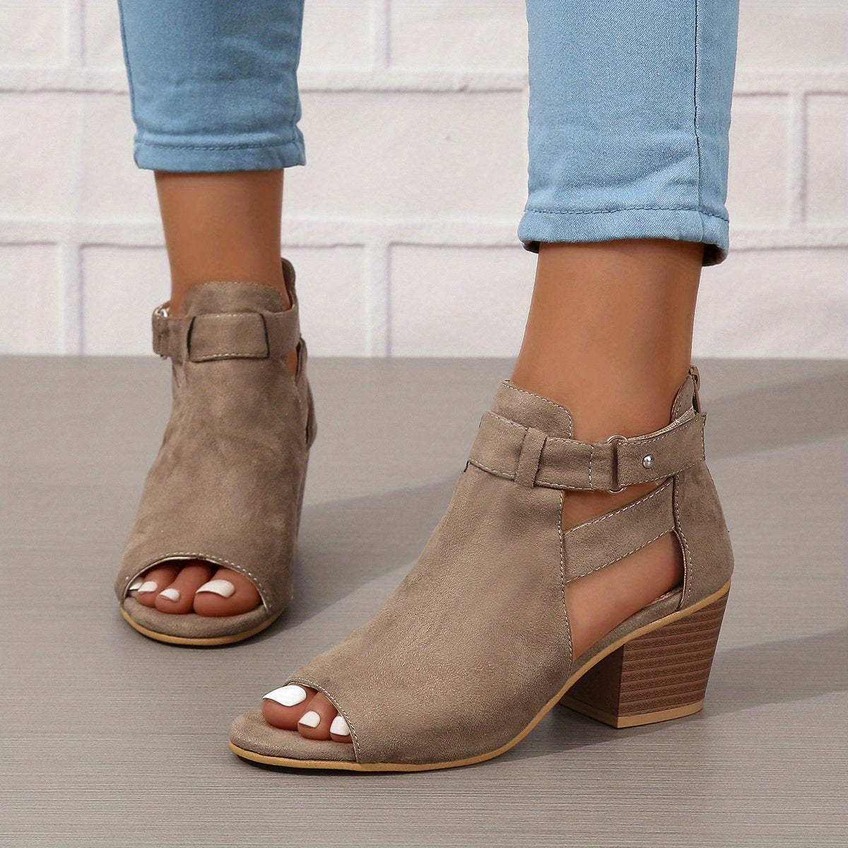 Elegant Peep-Toe Block Heel Sandals