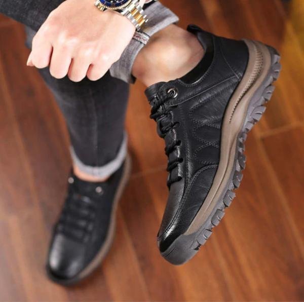 Men's Classic Orthopedic Shoes with Everyday Support Back