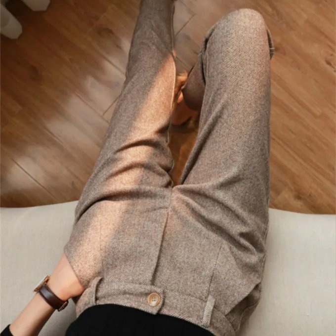 Men's Herringbone Wool Trousers | Tailored Smart Fit Close Up