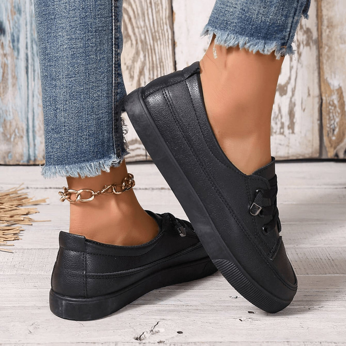 Women's Classic Orthopedic Laced Shoes with Arch Support Close Up